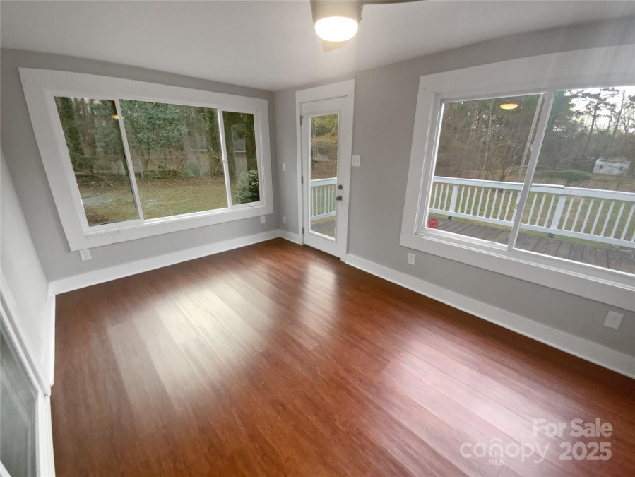 4616 Whispering Oaks Dr Charlotte, NC 28213