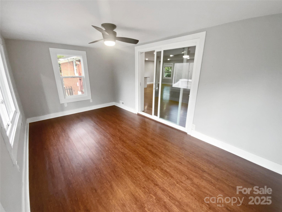 4616 Whispering Oaks Dr Charlotte, NC 28213
