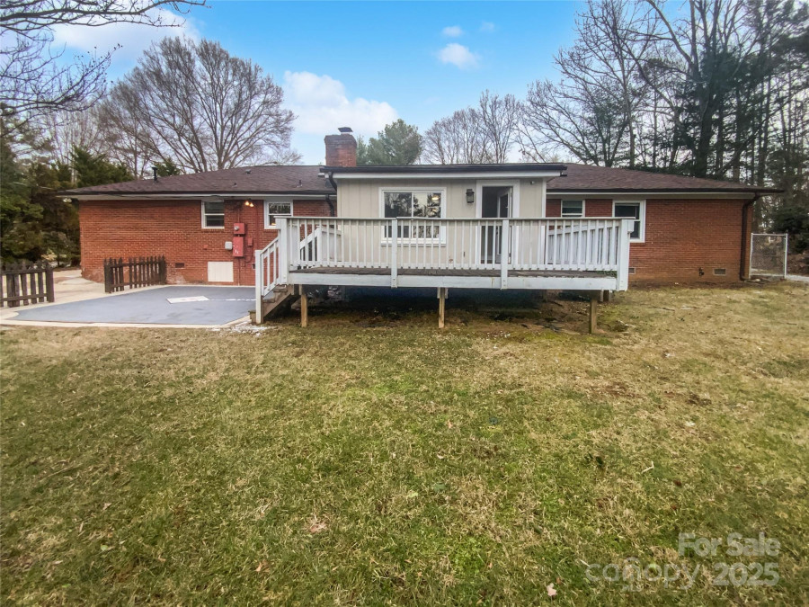 4616 Whispering Oaks Dr Charlotte, NC 28213