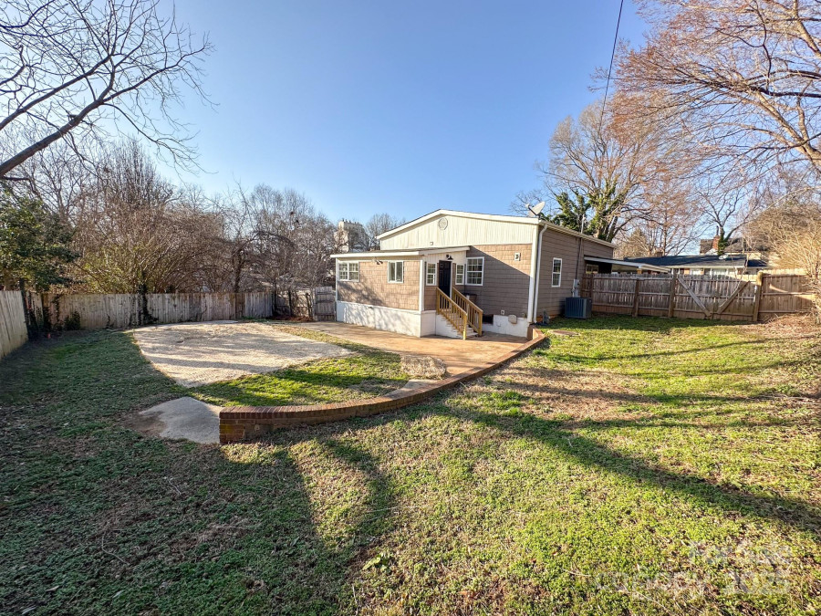 1003 4th Ave Gastonia, NC 28052
