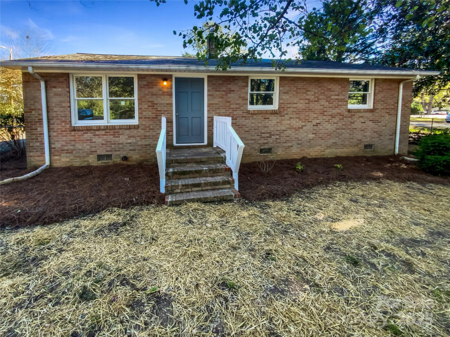 333 High St Waxhaw, NC 28173
