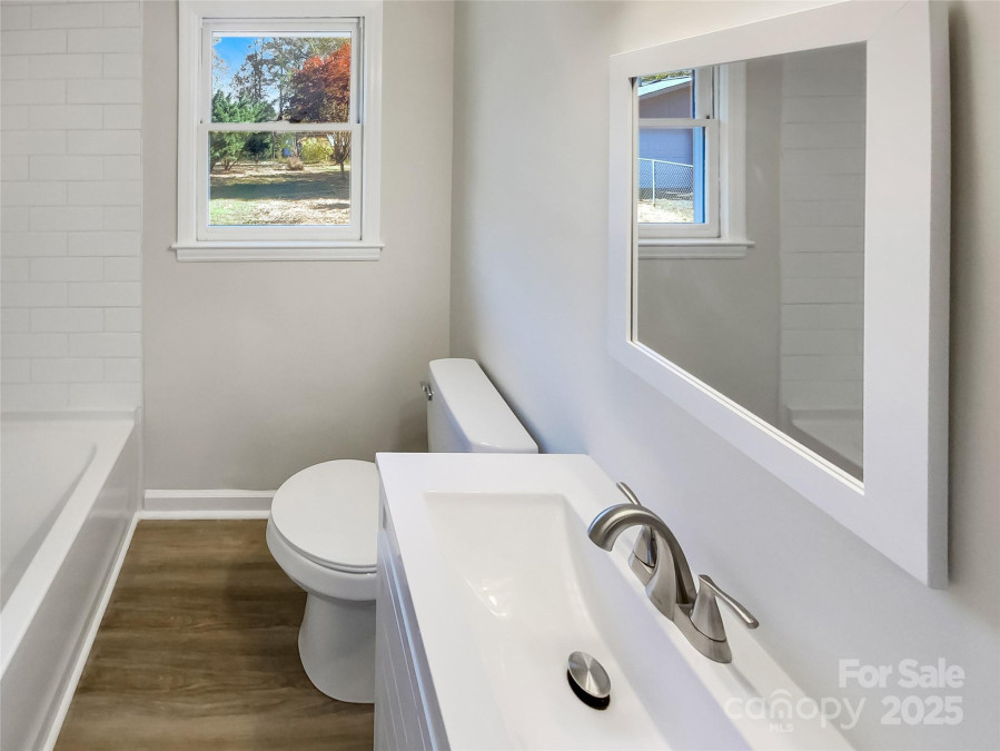 333 High St Waxhaw, NC 28173