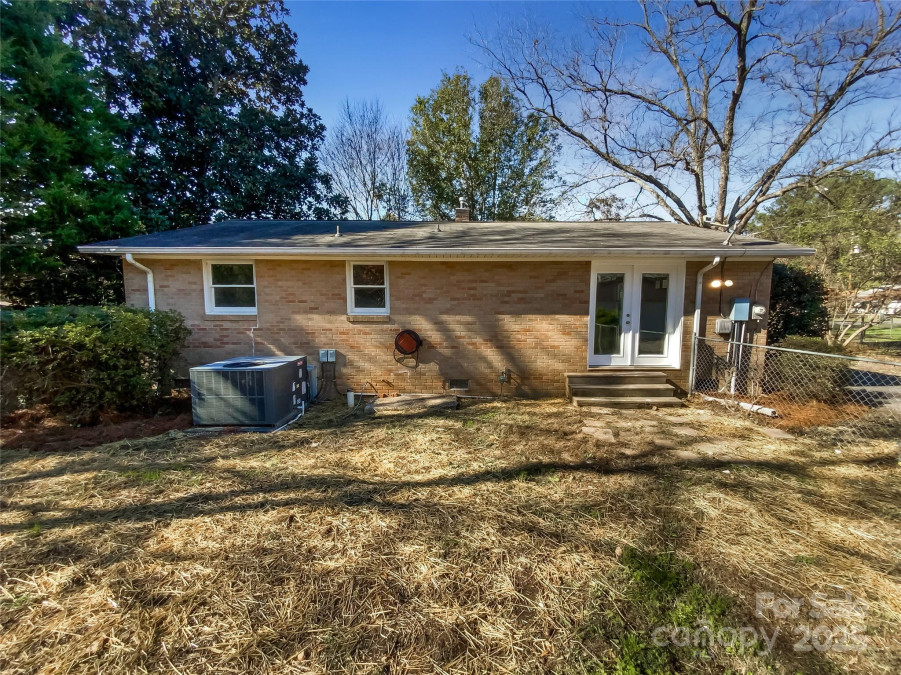 333 High St Waxhaw, NC 28173