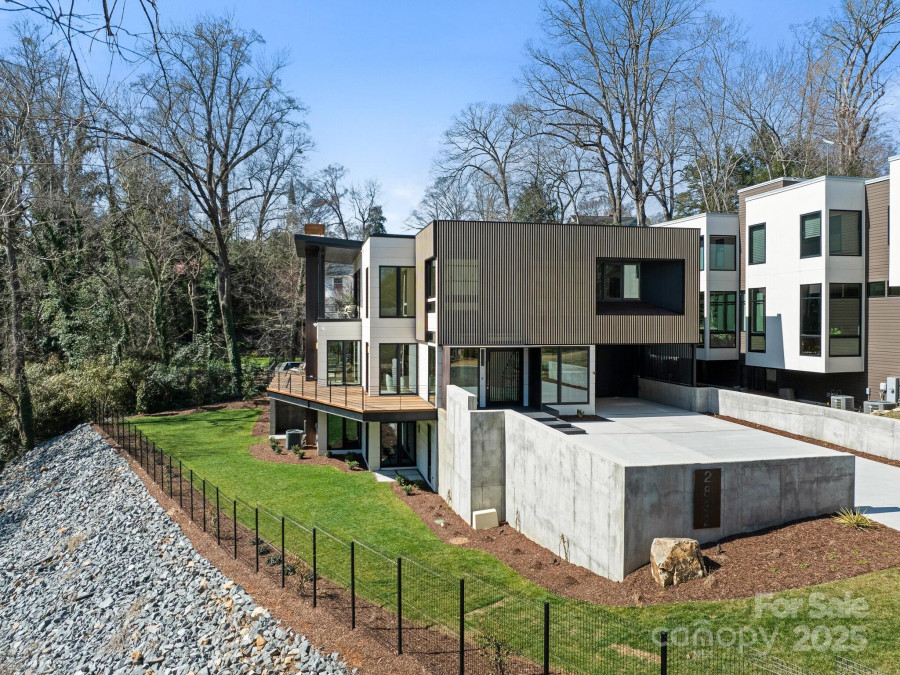 2832 Arcadia Ave Charlotte, NC 28209