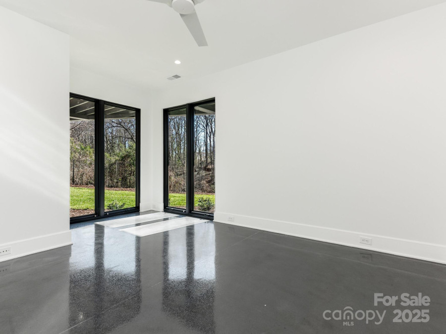 2832 Arcadia Ave Charlotte, NC 28209