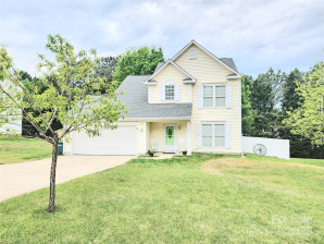 712 Georgie St Troutman, NC 28166