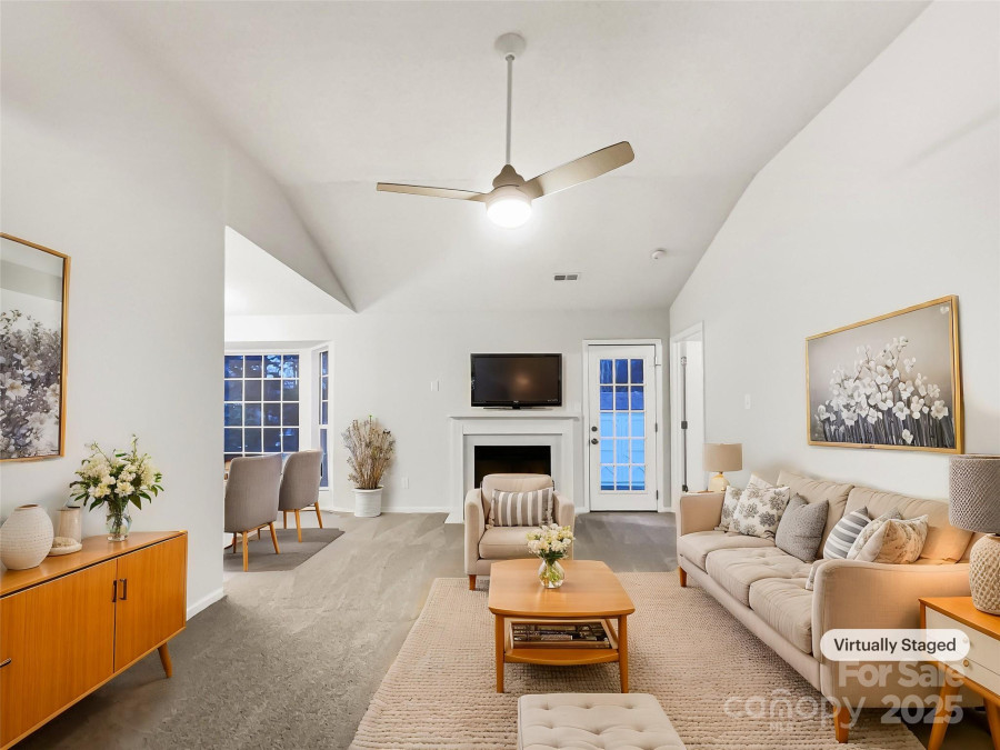 10306 Creswell Ct Charlotte, NC 28215