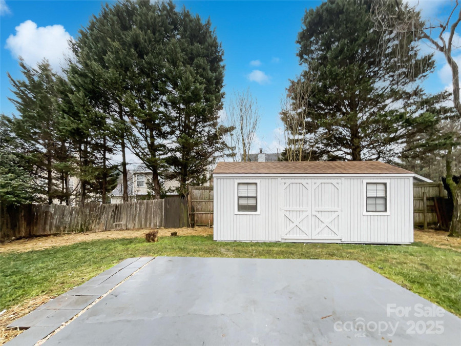 10306 Creswell Ct Charlotte, NC 28215