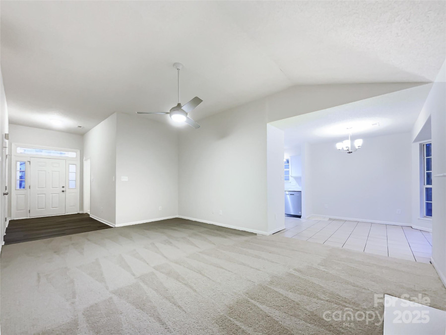 10306 Creswell Ct Charlotte, NC 28215