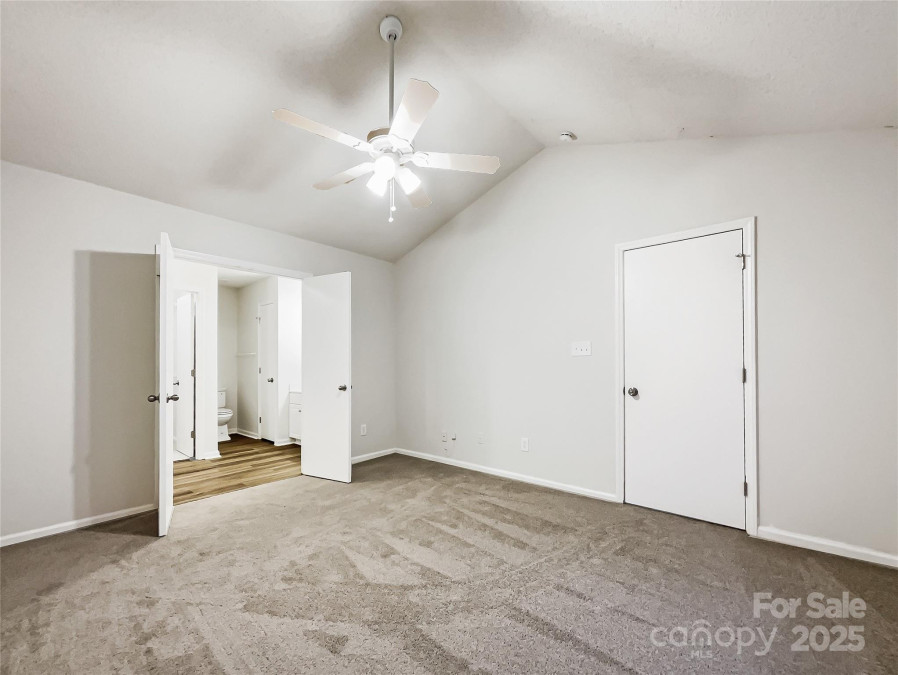 10306 Creswell Ct Charlotte, NC 28215