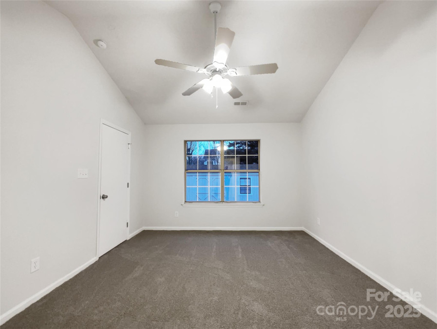 10306 Creswell Ct Charlotte, NC 28215