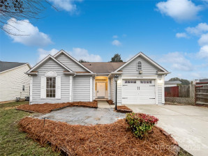 10306 Creswell Ct Charlotte, NC 28215