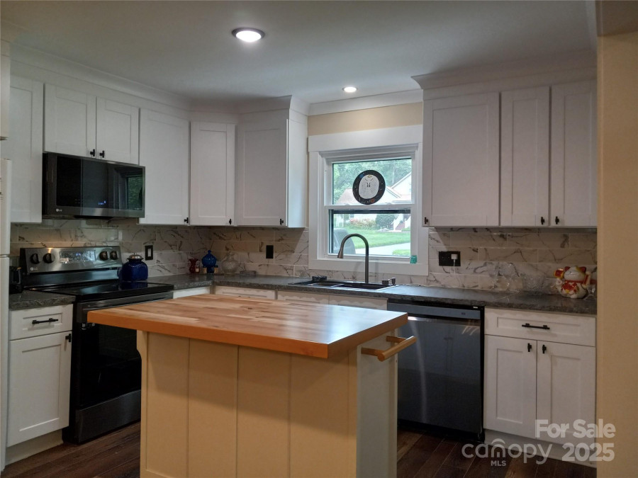 4165 Laurelwood Ct Concord, NC 28025