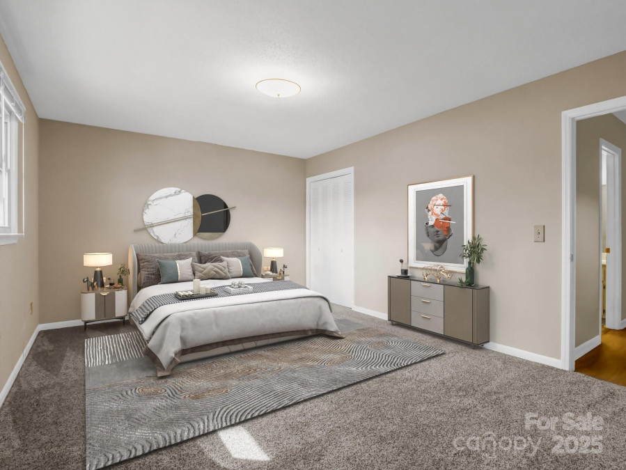 60 Vista View Ct Etowah, NC 28729