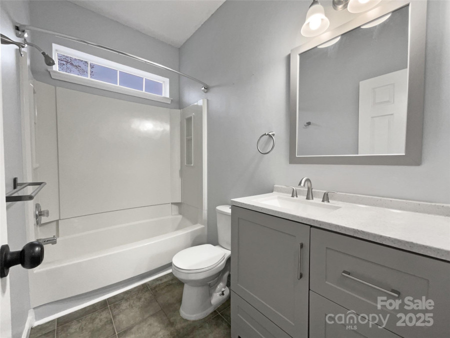 7129 Spandril Ln Charlotte, NC 28215