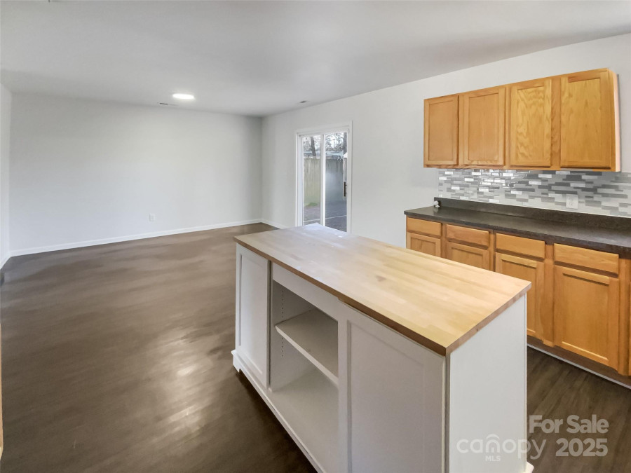 3217 Ian Patrick Ave Kannapolis, NC 28083