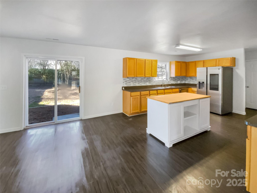 3217 Ian Patrick Ave Kannapolis, NC 28083