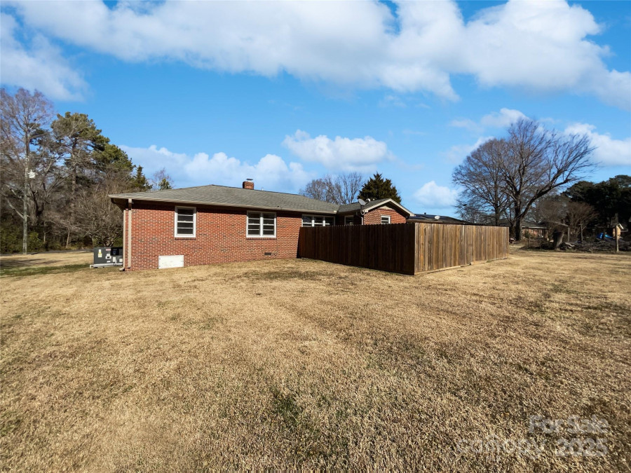 2042 Country Ct Rock Hill, SC 29732