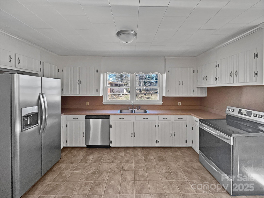 2042 Country Ct Rock Hill, SC 29732