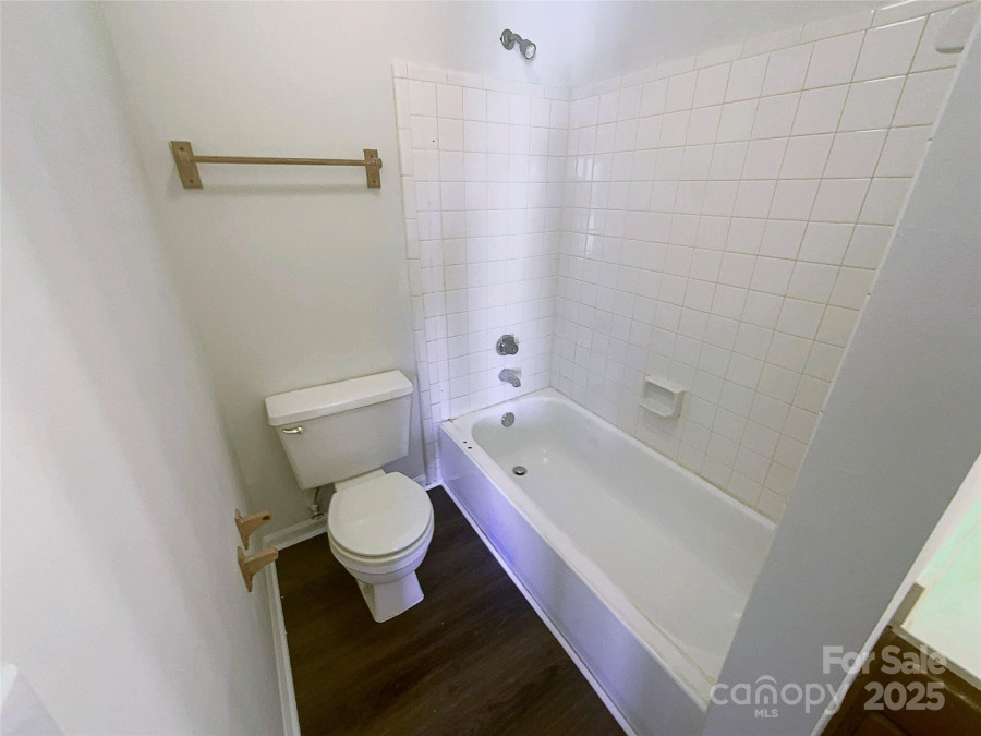 10945 Carmel Crossing Rd Charlotte, NC 28226