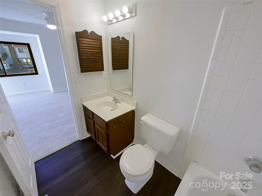 10945 Carmel Crossing Rd Charlotte, NC 28226