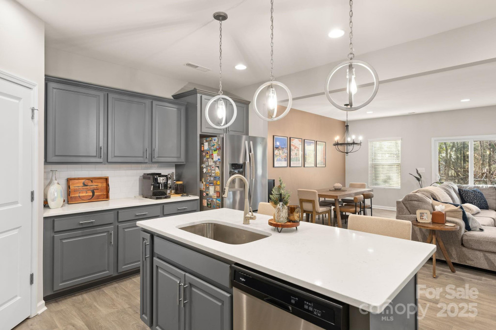 14041 Whistling Teal Dr Charlotte, NC 28262