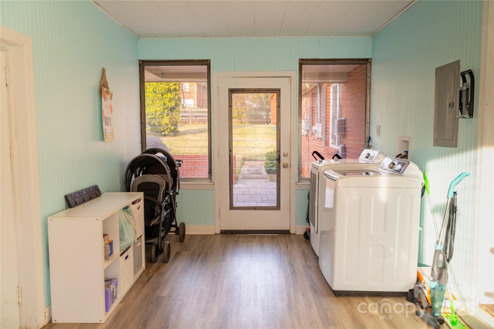 171 Broad St Marion, NC 28752