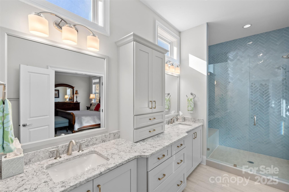 14531 Crosswater Ln Charlotte, NC 28278