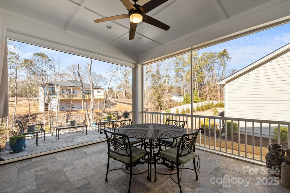 14531 Crosswater Ln Charlotte, NC 28278
