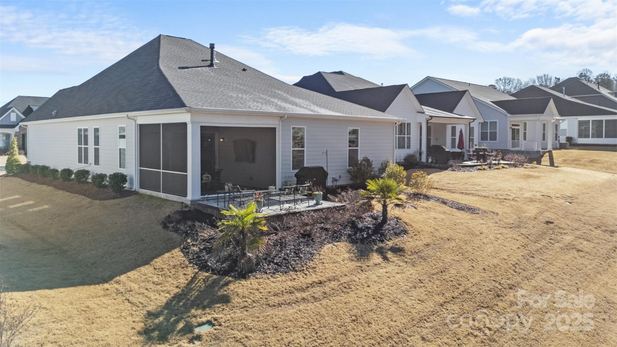 14531 Crosswater Ln Charlotte, NC 28278