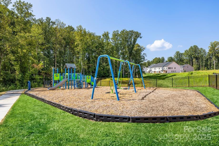 3038 Finchborough Ct Charlotte, NC 28269