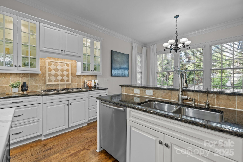 8928 Heydon Hall Cir Charlotte, NC 28210