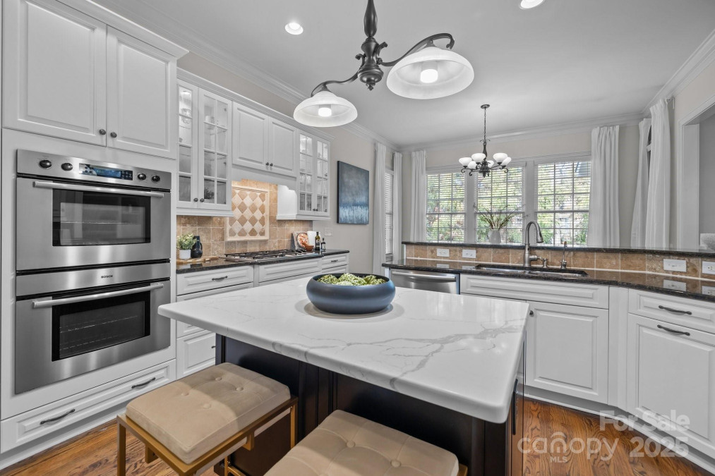 8928 Heydon Hall Cir Charlotte, NC 28210