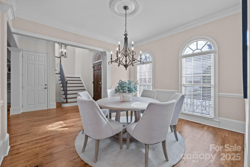 8928 Heydon Hall Cir Charlotte, NC 28210