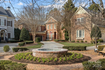 8928 Heydon Hall Cir Charlotte, NC 28210