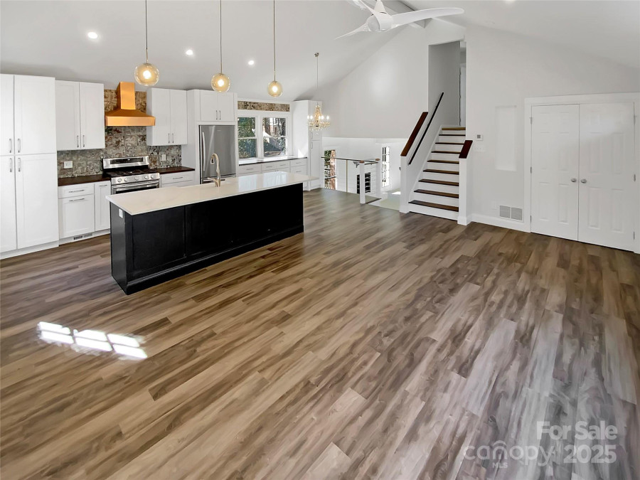7401 Limerick Dr Charlotte, NC 28270