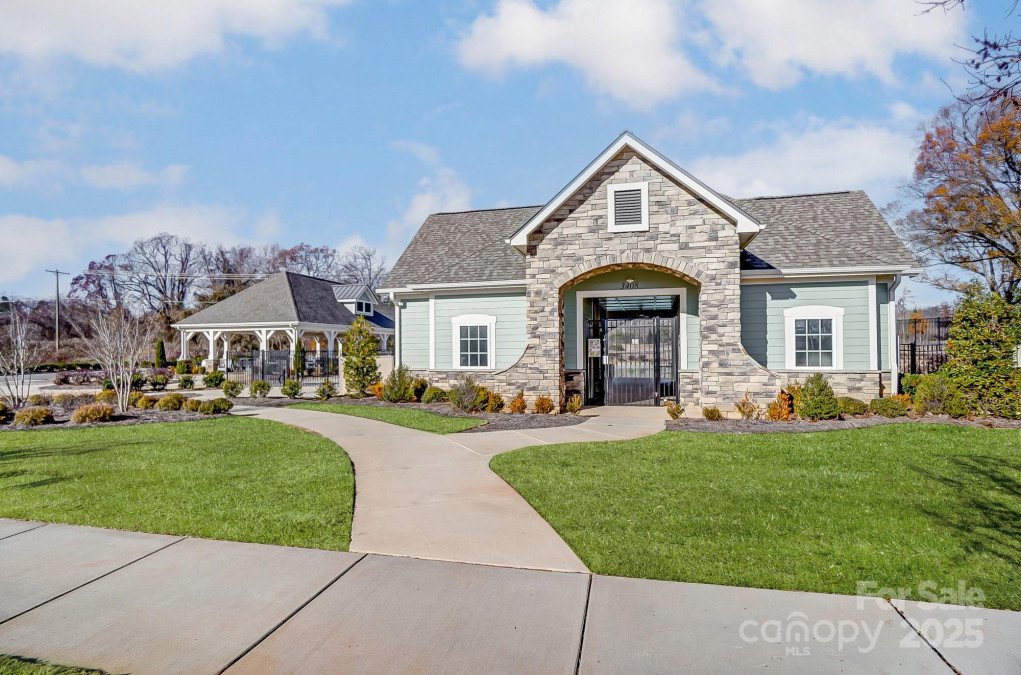 4106 Cheyney Park Dr Charlotte, NC 28269
