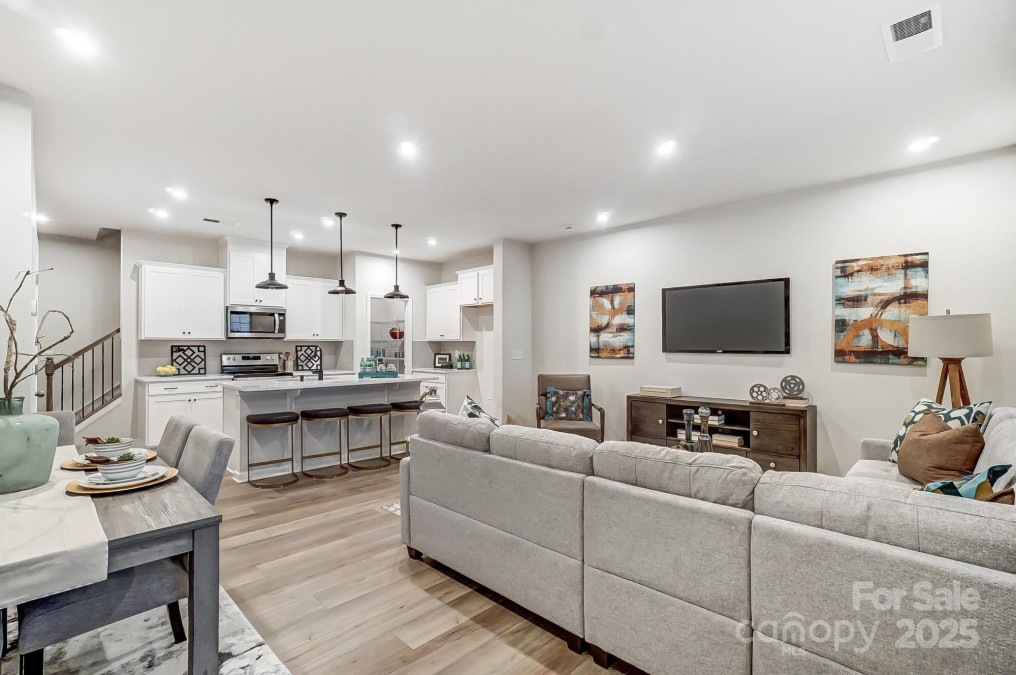 4106 Cheyney Park Dr Charlotte, NC 28269