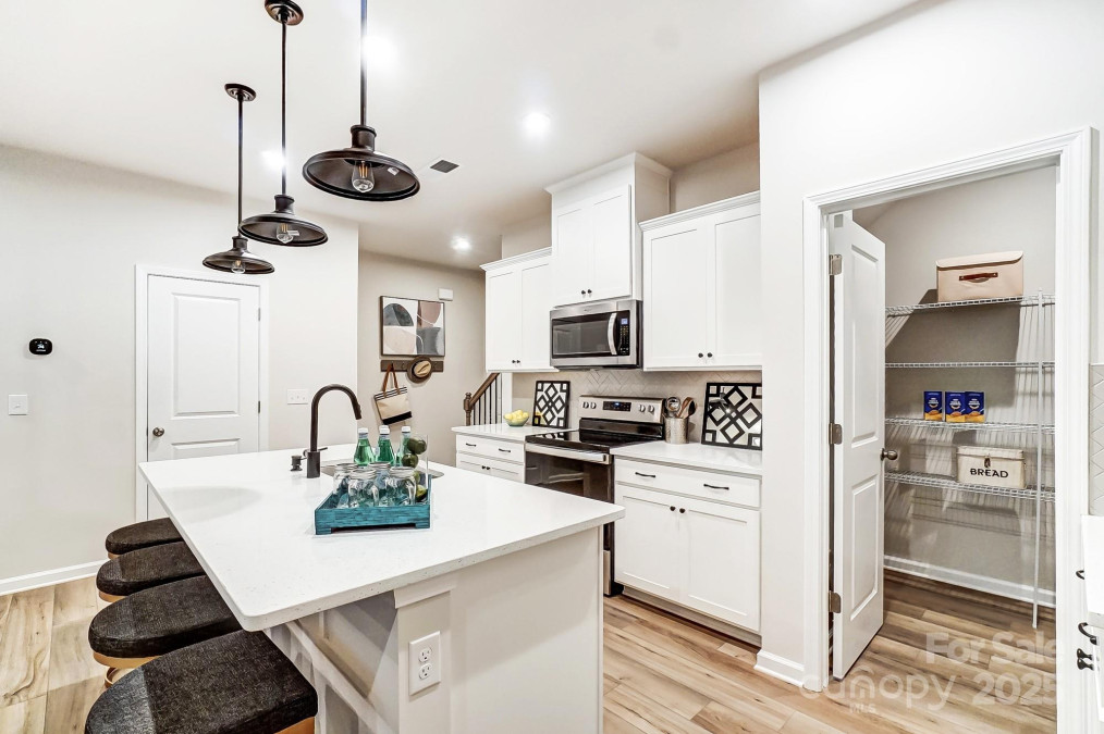 4106 Cheyney Park Dr Charlotte, NC 28269