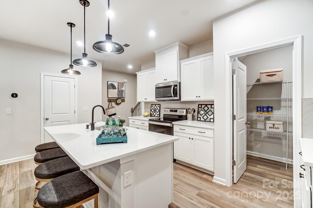 4106 Cheyney Park Dr Charlotte, NC 28269