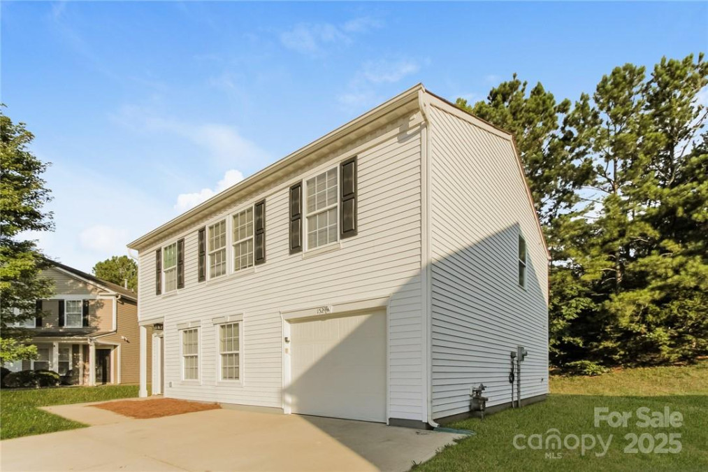 152 Oliver St York, SC 29745