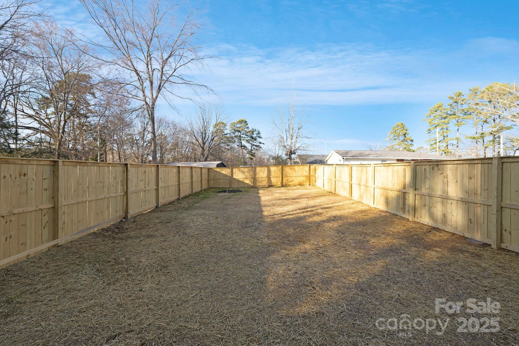 3312 Polk And White Rd Charlotte, NC 28269