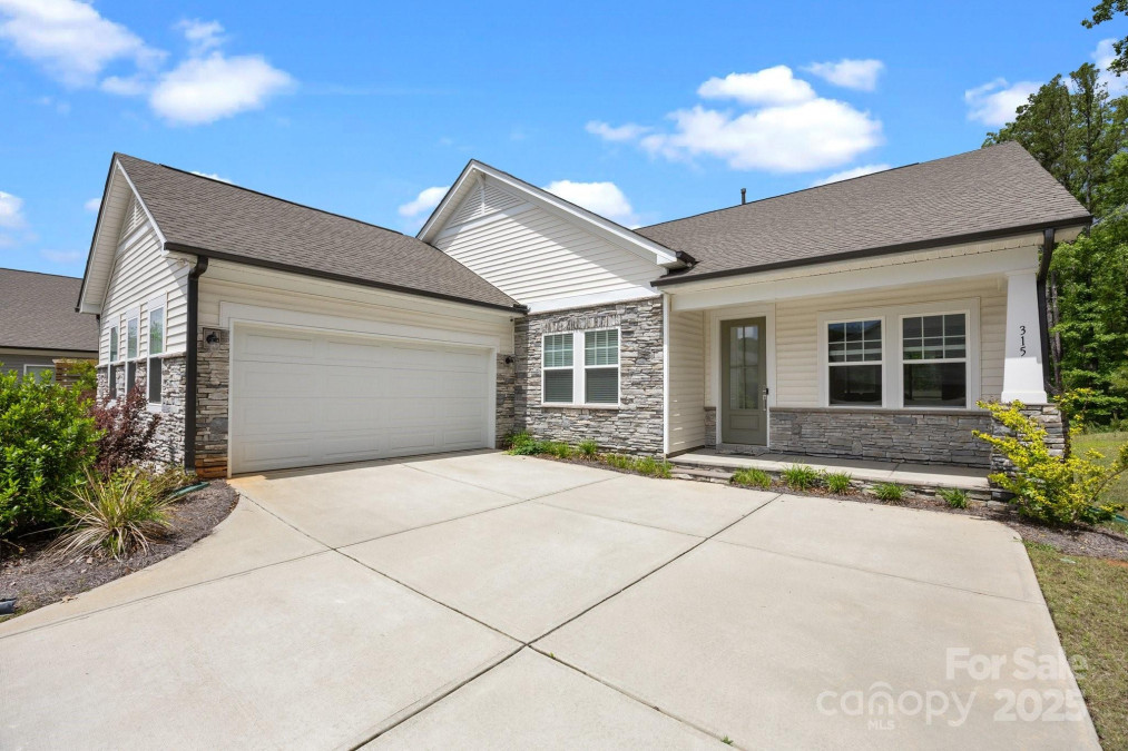 315 Skyebrook Ln Rock Hill, SC 29730