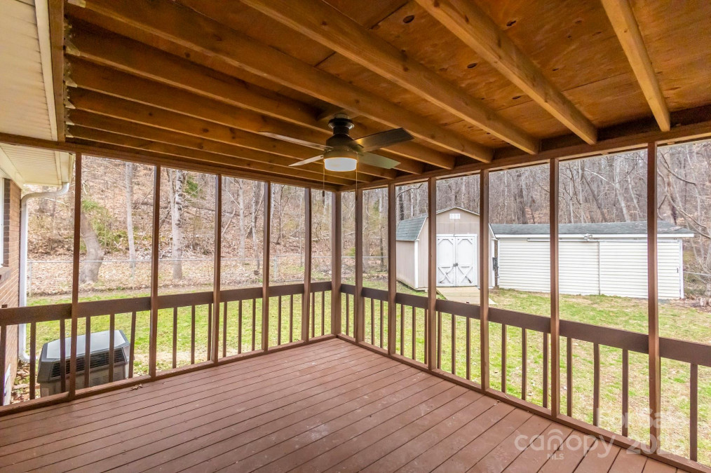 833 Chestnut St Stanley, NC 28164