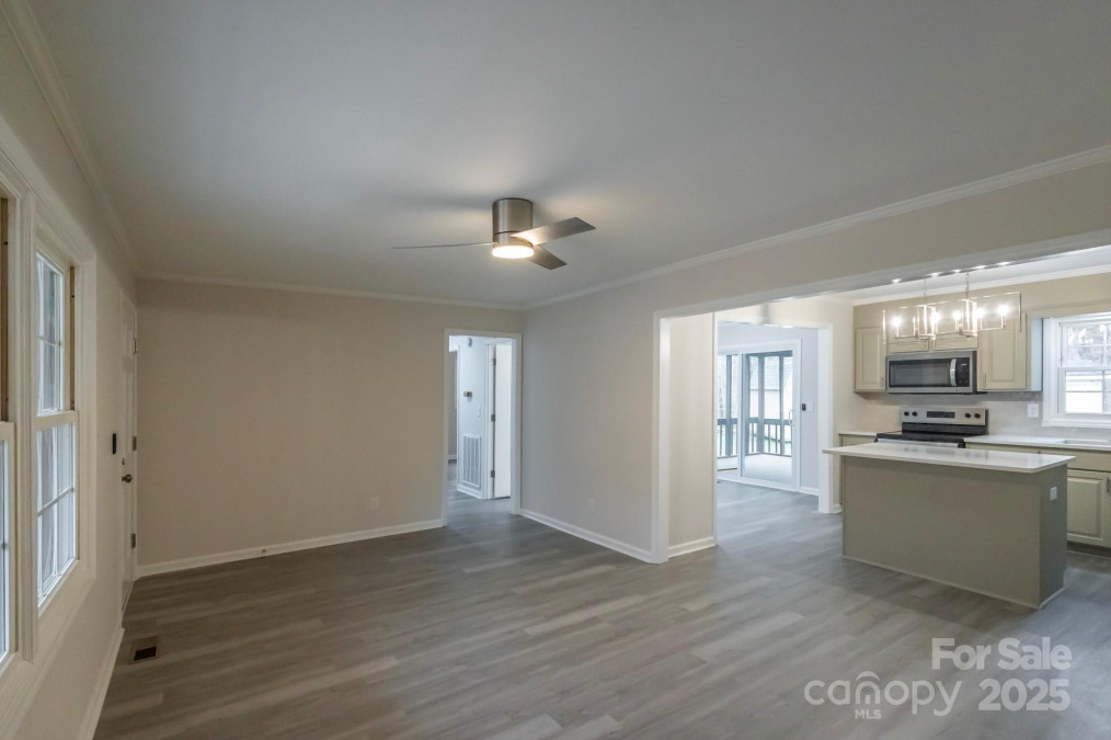 833 Chestnut St Stanley, NC 28164