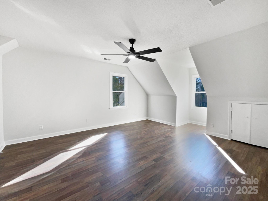 11430 Gelding Dr Charlotte, NC 28215