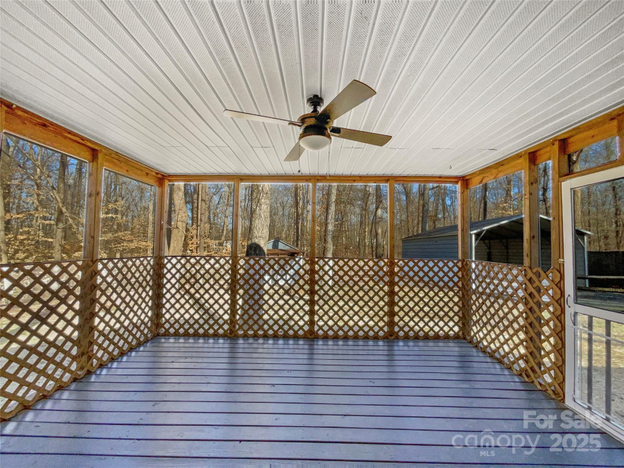 11430 Gelding Dr Charlotte, NC 28215