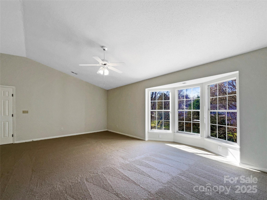 2650 Whisper Ridge Ln Matthews, NC 28105