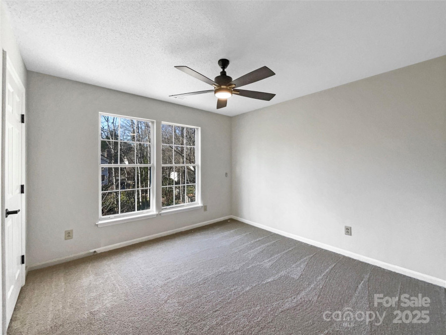 2650 Whisper Ridge Ln Matthews, NC 28105