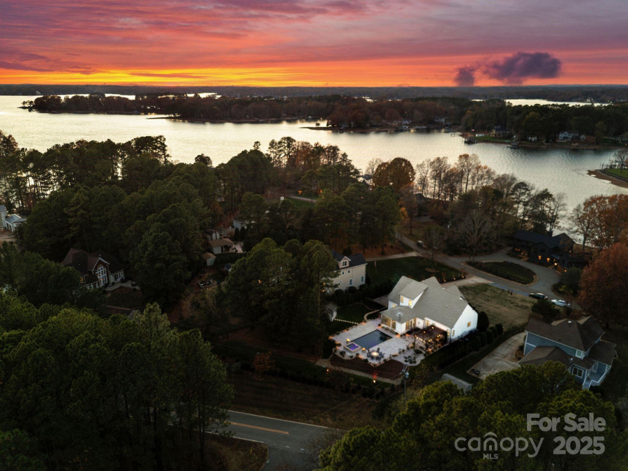 117 Yellow Jacket Cir Mooresville, NC 28117